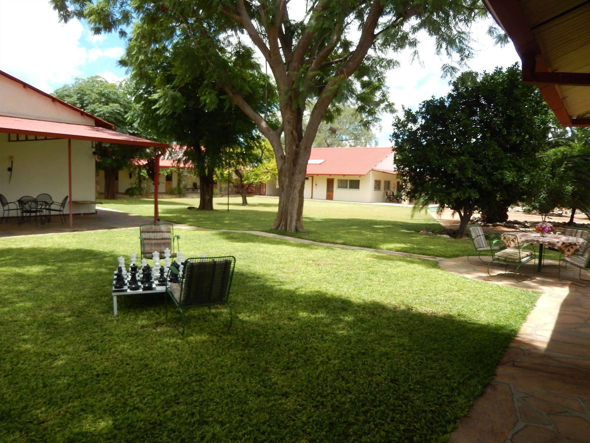 Dornhuegel Guestfarm Hotel Grootfontein Luaran gambar