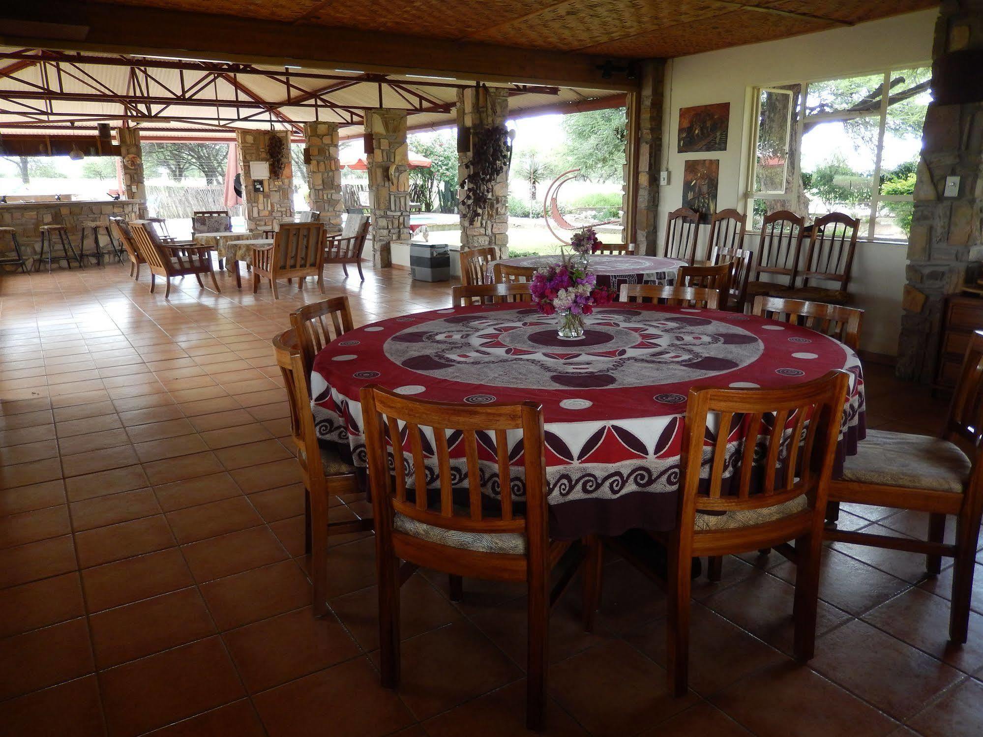 Dornhuegel Guestfarm Hotel Grootfontein Luaran gambar